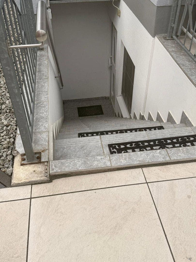 Prodej domu 200 m², pozemek 375 m², Brunnweg 12, Obertraubling, Bavorsko Prodej domu 200 m², pozemek 375 m², Brunnweg 12, Obertraubling, Bavorsko
