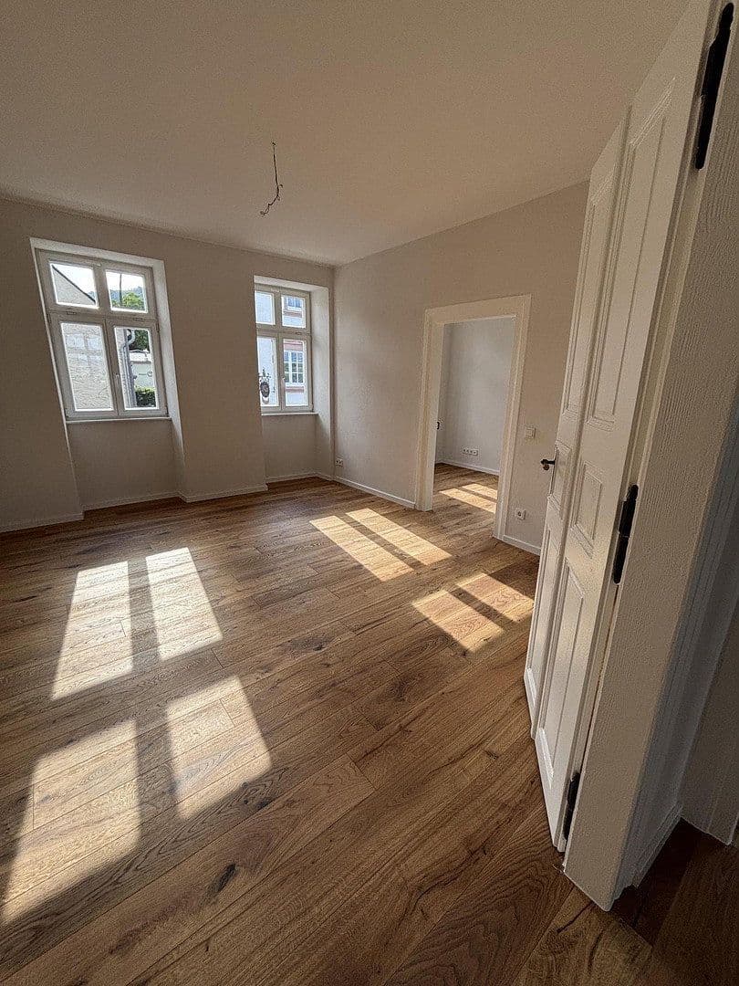 Pronájem bytu 5+kk 146 m², Moselstraße 6, Osann-Monzel, Porýní-Falc Pronájem bytu 5+kk 146 m², Moselstraße 6, Osann-Monzel, Porýní-Falc