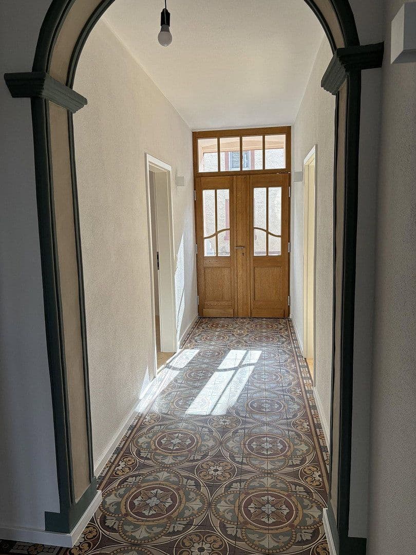 Pronájem bytu 5+kk 146 m², Moselstraße 6, Osann-Monzel, Porýní-Falc Pronájem bytu 5+kk 146 m², Moselstraße 6, Osann-Monzel, Porýní-Falc