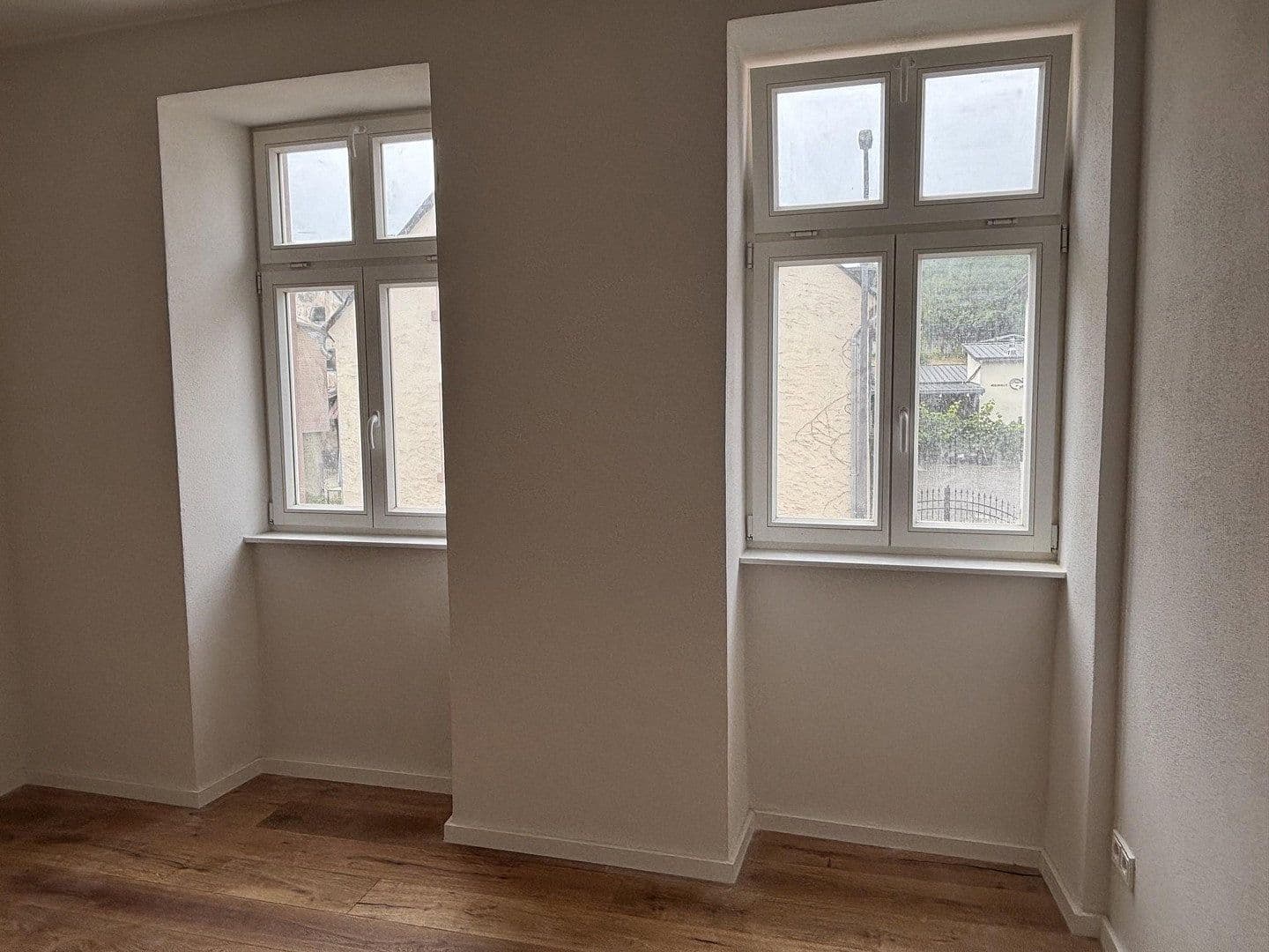 Pronájem bytu 5+kk 146 m², Moselstraße 6, Osann-Monzel, Porýní-Falc Pronájem bytu 5+kk 146 m², Moselstraße 6, Osann-Monzel, Porýní-Falc