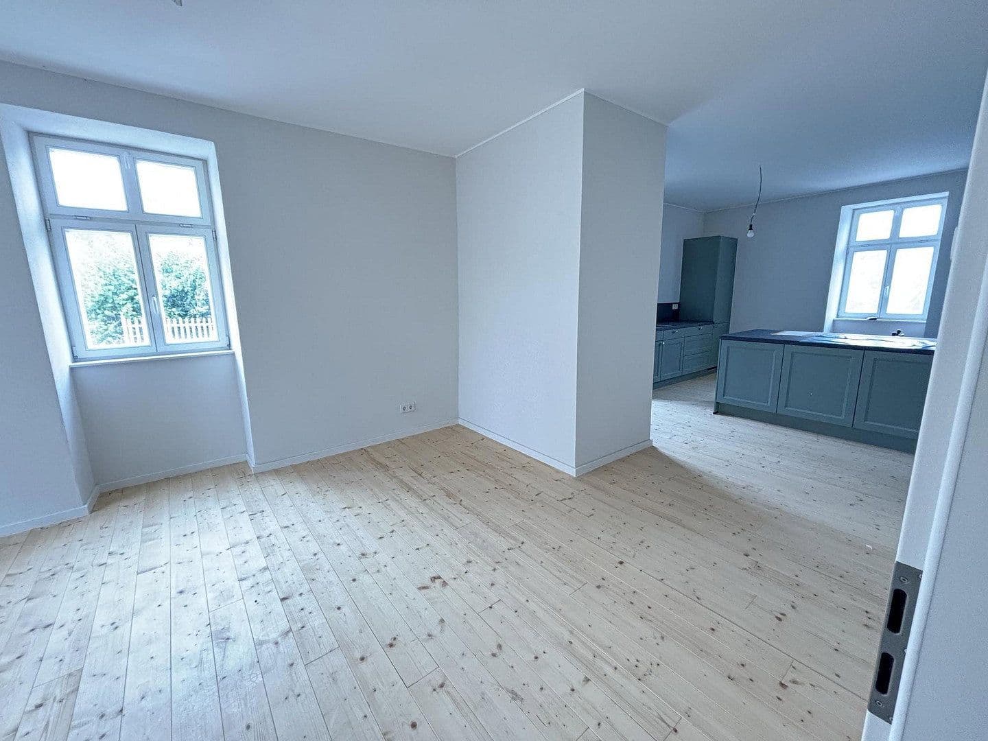 Pronájem bytu 5+kk 146 m², Moselstraße 6, Osann-Monzel, Porýní-Falc Pronájem bytu 5+kk 146 m², Moselstraße 6, Osann-Monzel, Porýní-Falc
