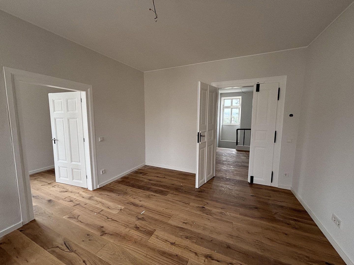 Pronájem bytu 5+kk 146 m², Moselstraße 6, Osann-Monzel, Porýní-Falc Pronájem bytu 5+kk 146 m², Moselstraße 6, Osann-Monzel, Porýní-Falc