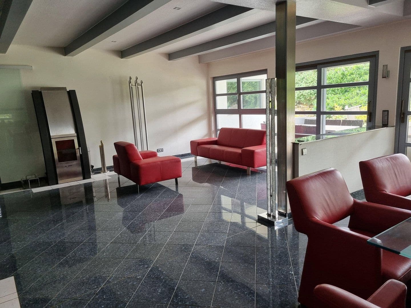 Pronájem domu 376 m², pozemek 300 m², Altdorf, Bádensko-Württembersko Pronájem domu 376 m², pozemek 300 m², Altdorf, Bádensko-Württembersko