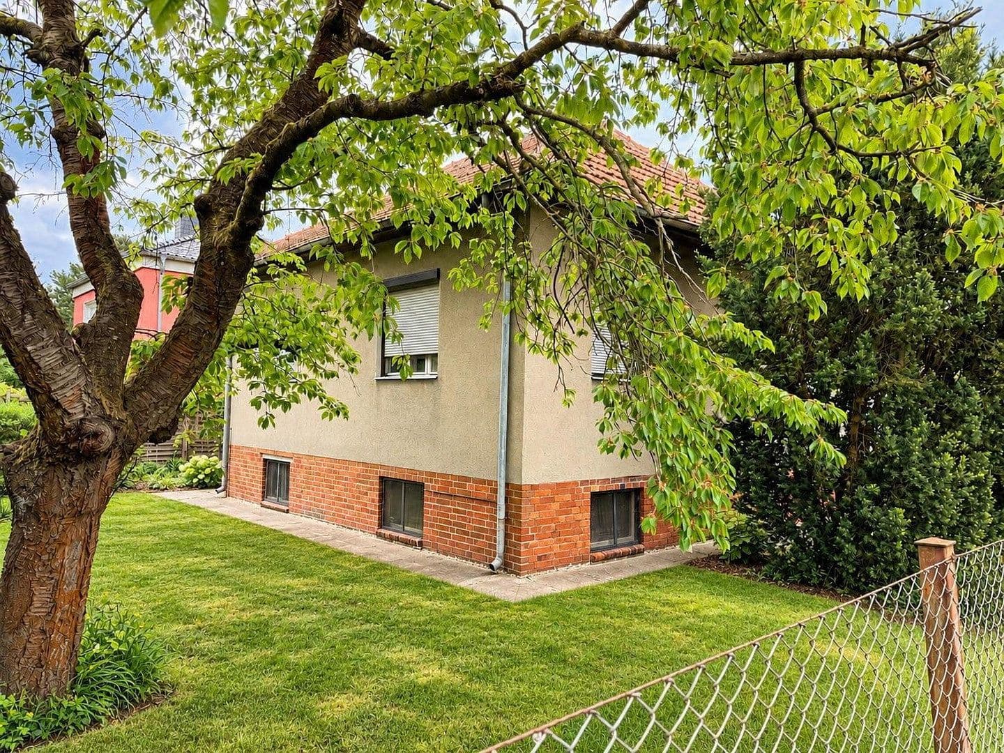 Prodej pozemku 975 m², Kressenweg 30, Berlin, Berlín Prodej pozemku 975 m², Kressenweg 30, Berlin, Berlín