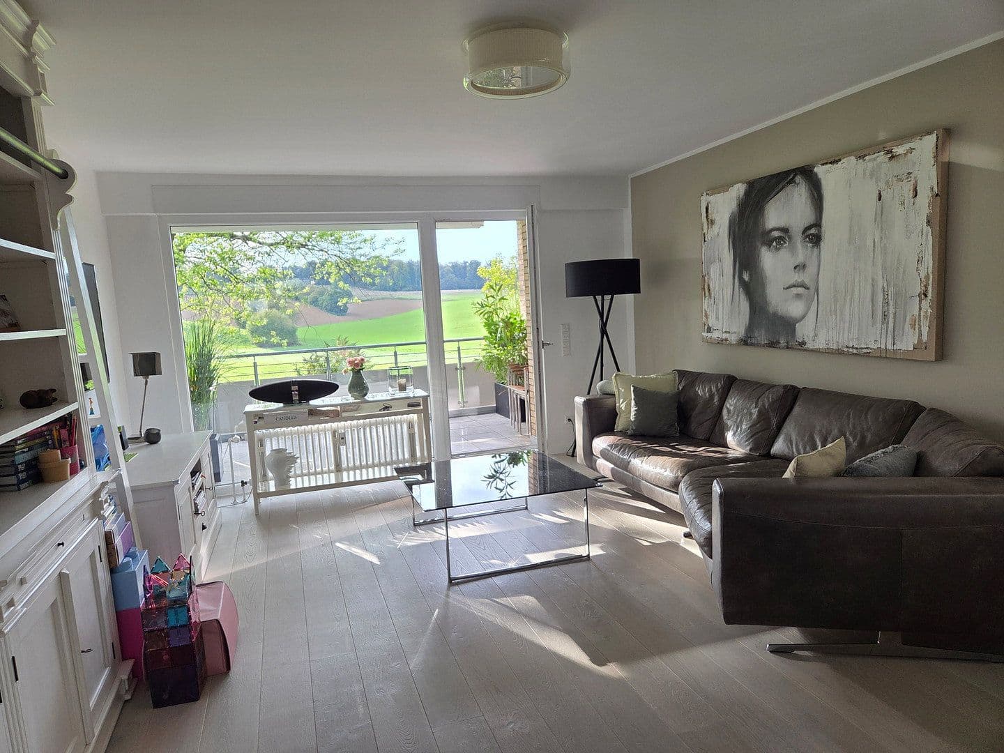 Prodej bytu 3+1 97 m², Erkrath, Severní Porýní-Vestfálsko Prodej bytu 3+1 97 m², Erkrath, Severní Porýní-Vestfálsko