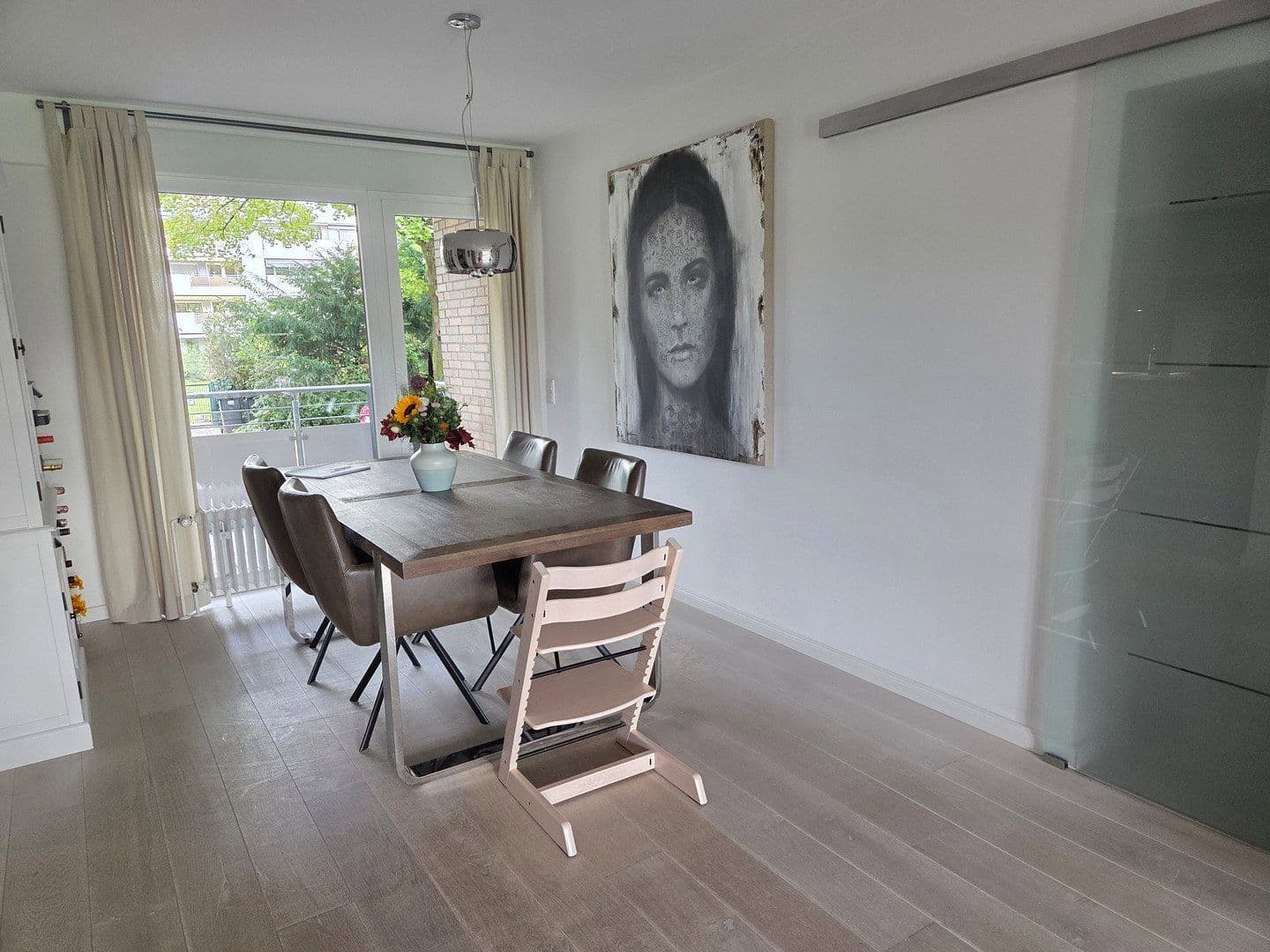 Prodej bytu 3+1 97 m², Erkrath, Severní Porýní-Vestfálsko Prodej bytu 3+1 97 m², Erkrath, Severní Porýní-Vestfálsko