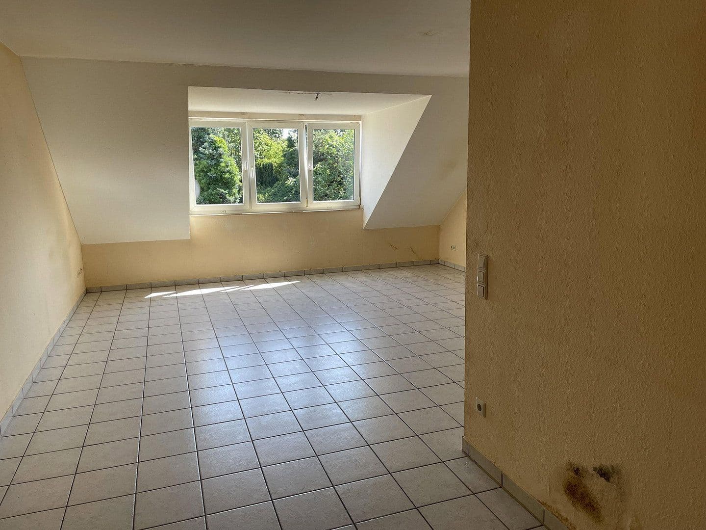 Pronájem bytu 2+1 54 m², Altestrasse 170, Frechen, Severní Porýní-Vestfálsko Pronájem bytu 2+1 54 m², Altestrasse 170, Frechen, Severní Porýní-Vestfálsko