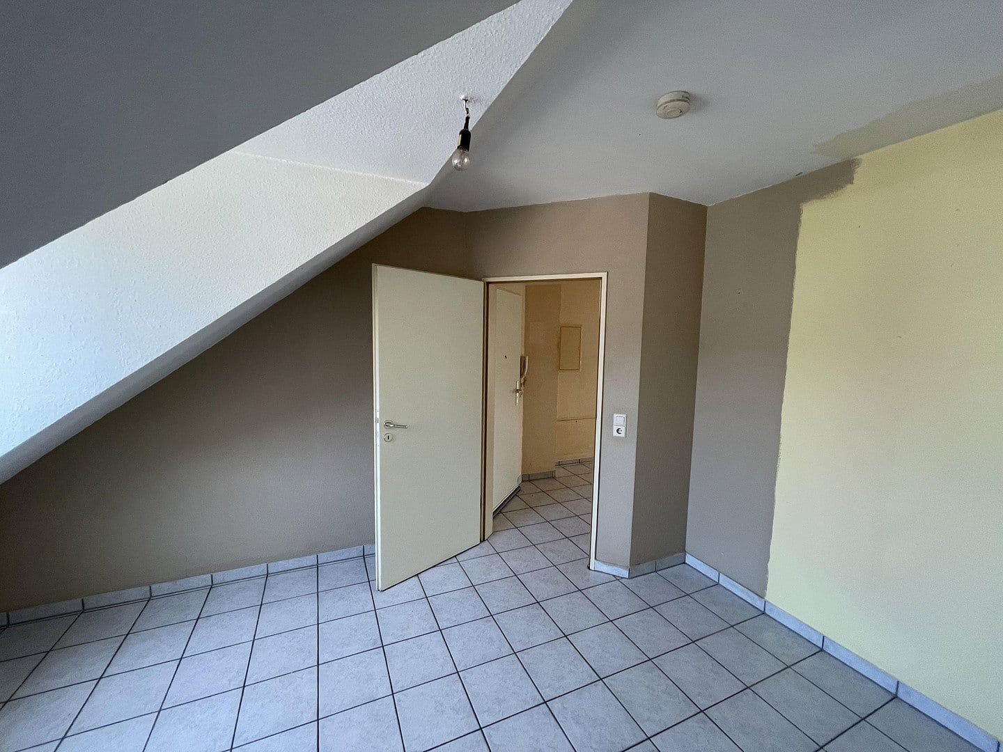 Pronájem bytu 2+1 54 m², Altestrasse 170, Frechen, Severní Porýní-Vestfálsko Pronájem bytu 2+1 54 m², Altestrasse 170, Frechen, Severní Porýní-Vestfálsko