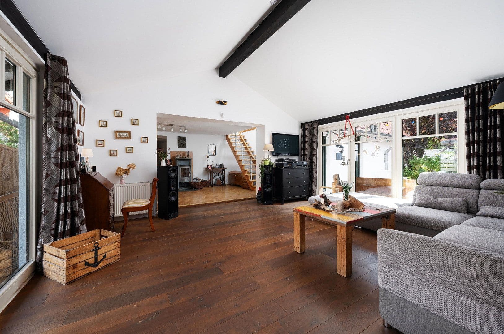 Prodej domu 180 m², pozemek 1.061 m², Bremen, Bremen Prodej domu 180 m², pozemek 1.061 m², Bremen, Bremen