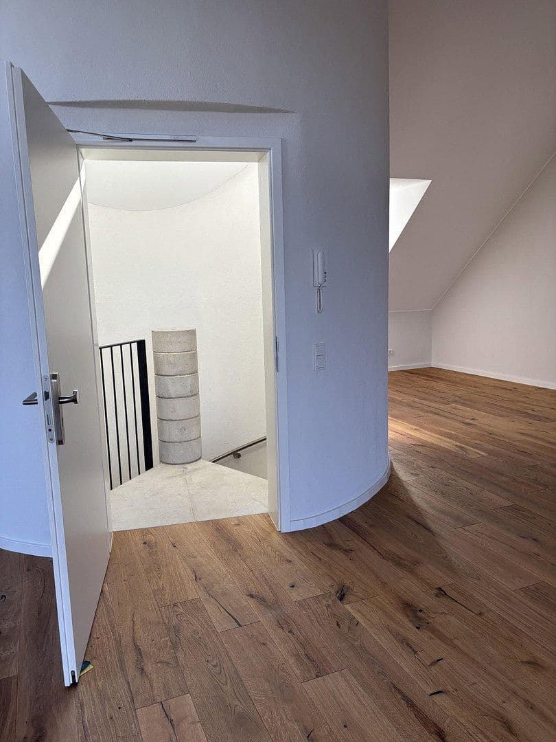 Pronájem bytu 5+1 150 m², Moselstraße 6, Osann-Monzel, Porýní-Falc Pronájem bytu 5+1 150 m², Moselstraße 6, Osann-Monzel, Porýní-Falc