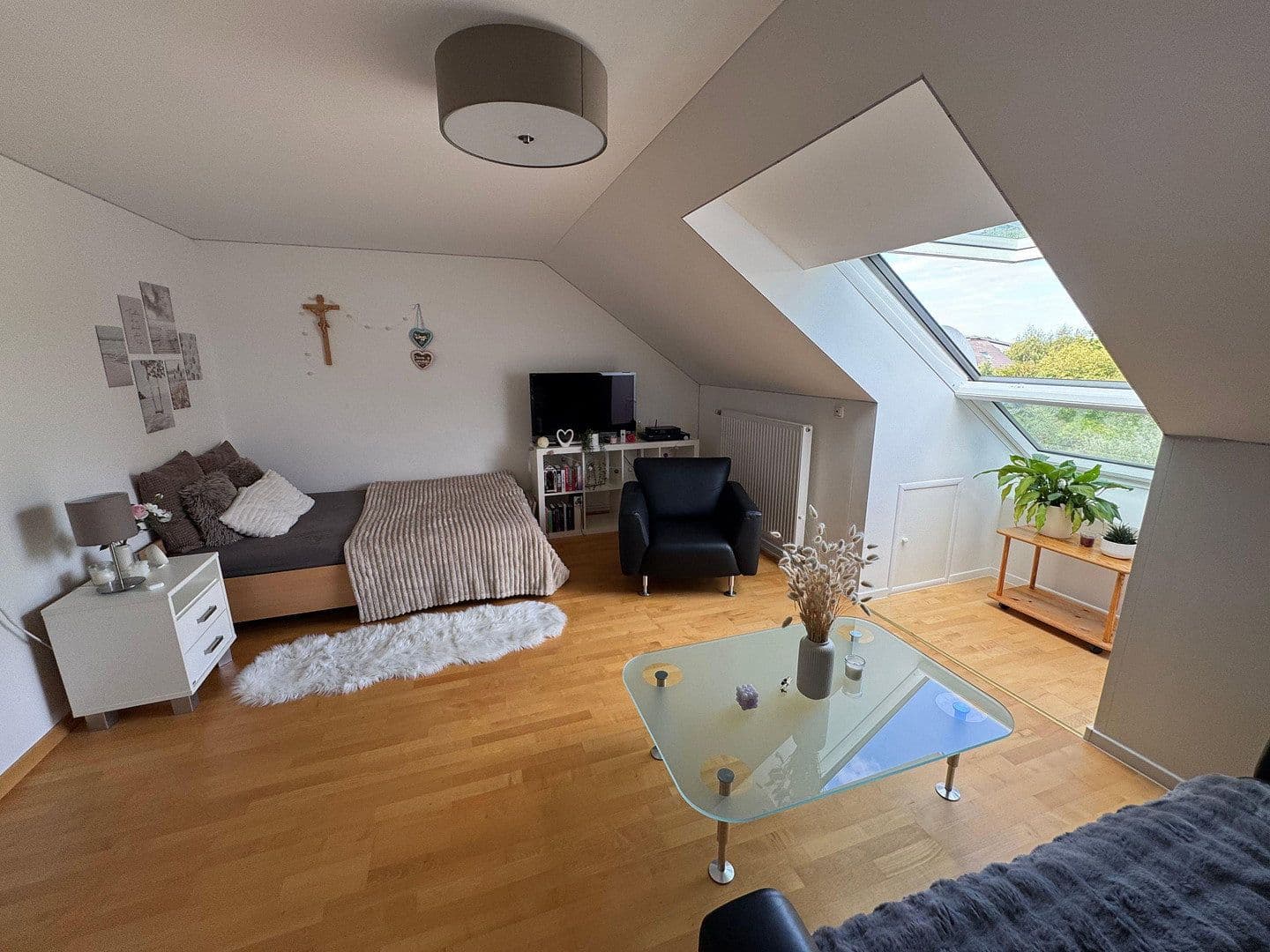 Prodej domu 135 m², pozemek 325 m², Höhenkirchen-Siegertsbrunn, Bavorsko Prodej domu 135 m², pozemek 325 m², Höhenkirchen-Siegertsbrunn, Bavorsko