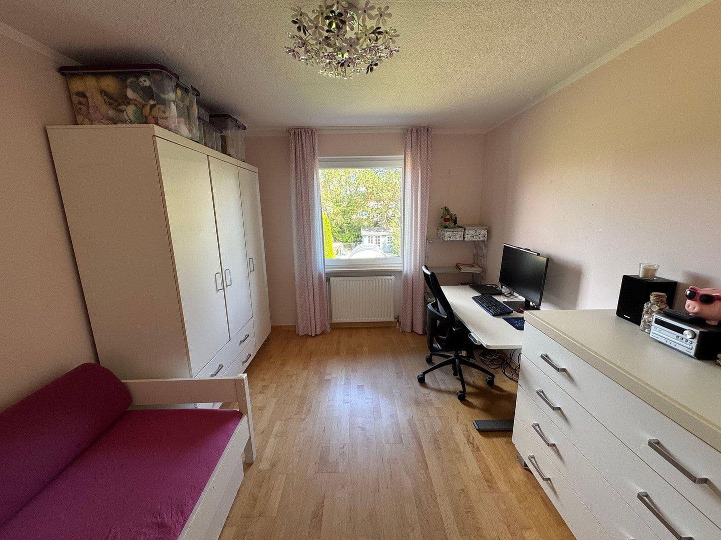 Prodej domu 135 m², pozemek 325 m², Höhenkirchen-Siegertsbrunn, Bavorsko Prodej domu 135 m², pozemek 325 m², Höhenkirchen-Siegertsbrunn, Bavorsko