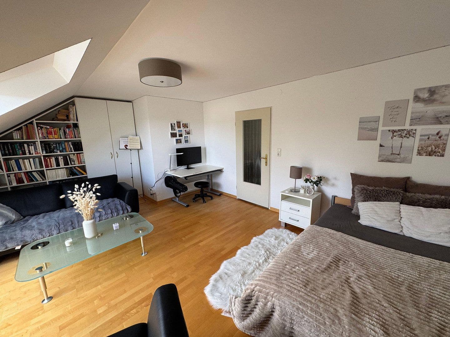 Prodej domu 135 m², pozemek 325 m², Höhenkirchen-Siegertsbrunn, Bavorsko Prodej domu 135 m², pozemek 325 m², Höhenkirchen-Siegertsbrunn, Bavorsko