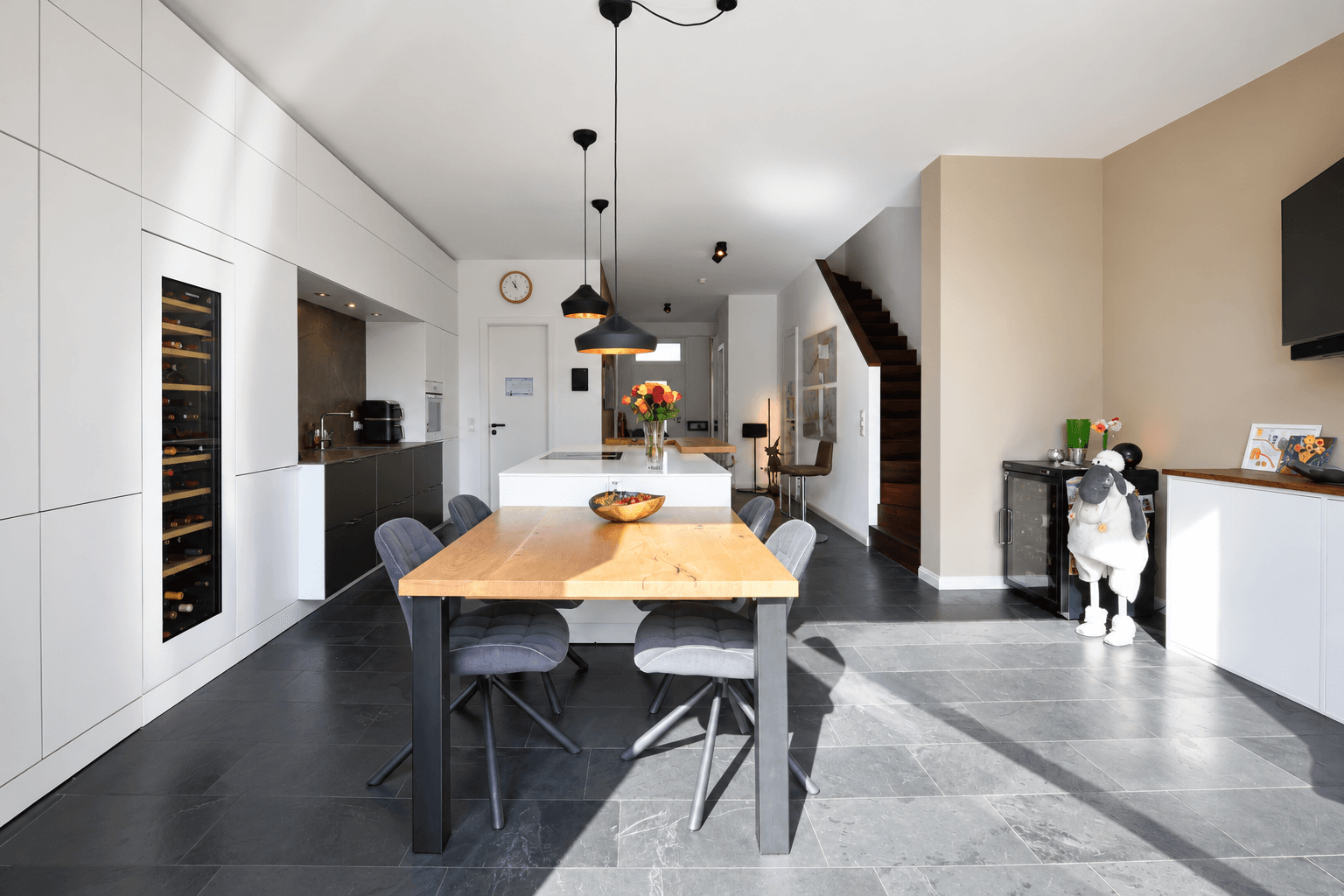 Prodej domu 283 m², pozemek 240 m², Berlin, Berlín Prodej domu 283 m², pozemek 240 m², Berlin, Berlín