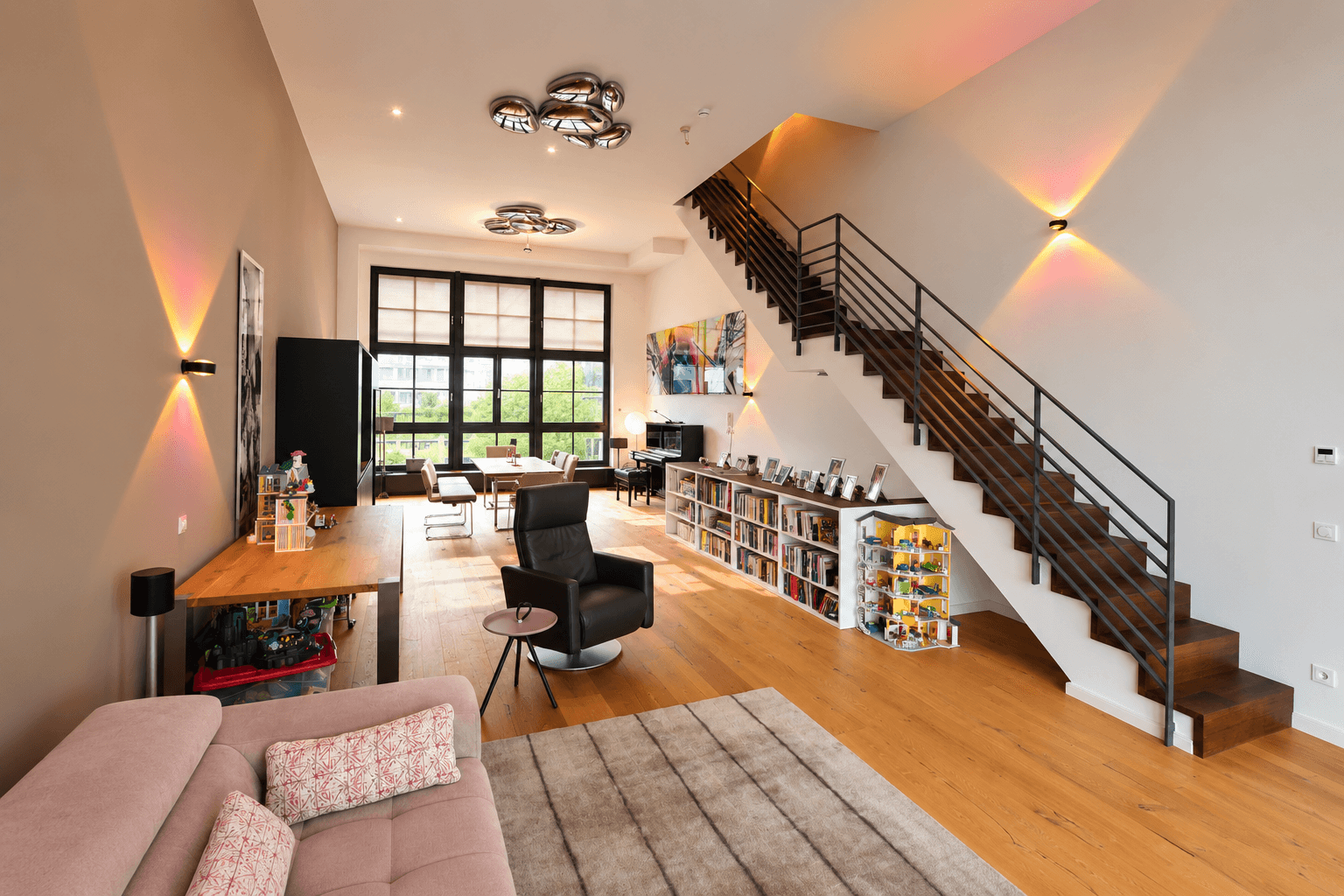 Prodej domu 283 m², pozemek 240 m², Berlin, Berlín Prodej domu 283 m², pozemek 240 m², Berlin, Berlín