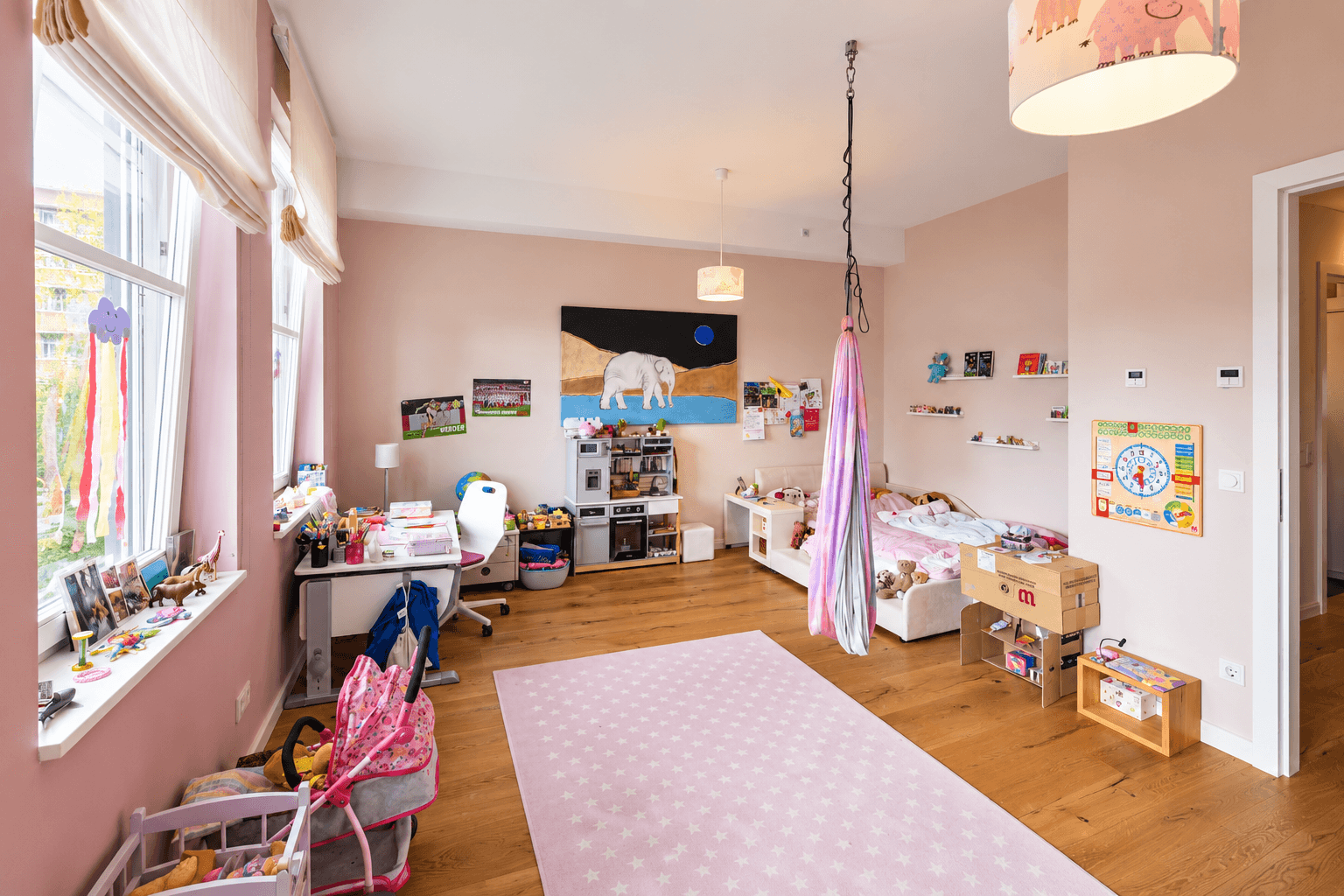 Prodej domu 283 m², pozemek 240 m², Berlin, Berlín Prodej domu 283 m², pozemek 240 m², Berlin, Berlín