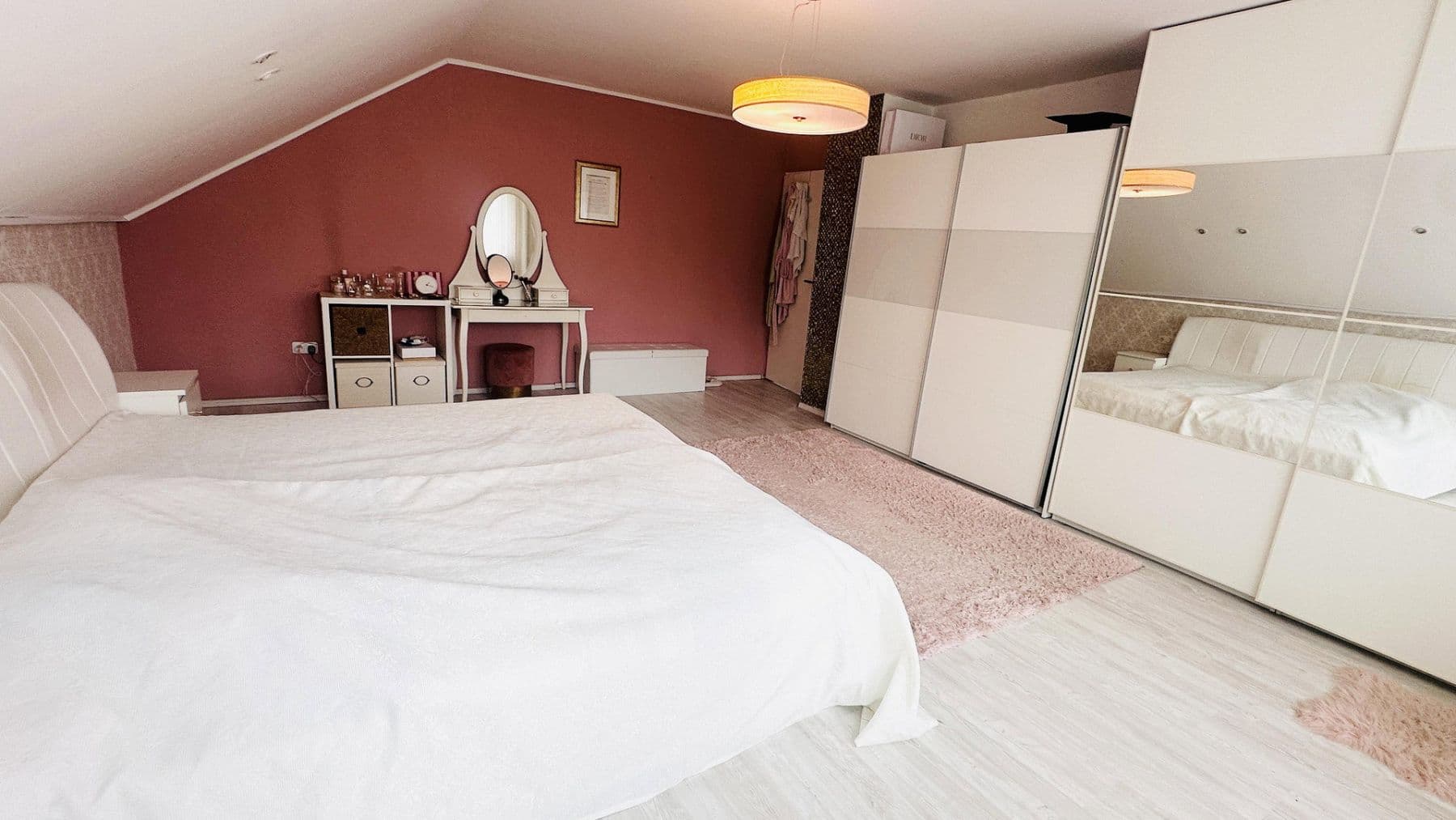 Prodej domu 187 m², pozemek 602 m², Tangstedt, Šlesvicko-Holštýnsko Prodej domu 187 m², pozemek 602 m², Tangstedt, Šlesvicko-Holštýnsko