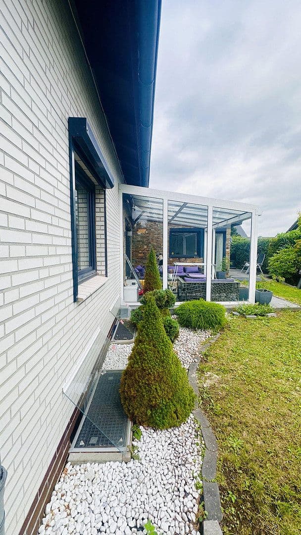 Prodej domu 187 m², pozemek 602 m², Tangstedt, Šlesvicko-Holštýnsko Prodej domu 187 m², pozemek 602 m², Tangstedt, Šlesvicko-Holštýnsko