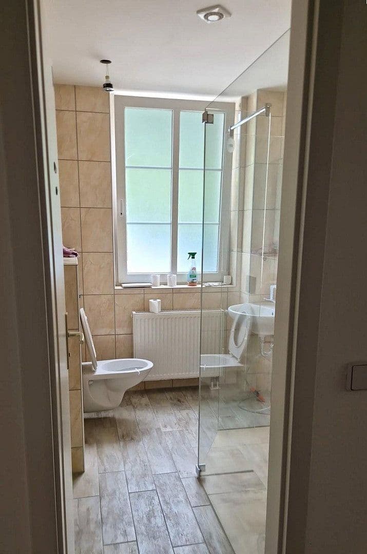 Pronájem bytu 5+1 140 m², Paul-Gruner-Straße 111, Chemnitz, Sasko Pronájem bytu 5+1 140 m², Paul-Gruner-Straße 111, Chemnitz, Sasko