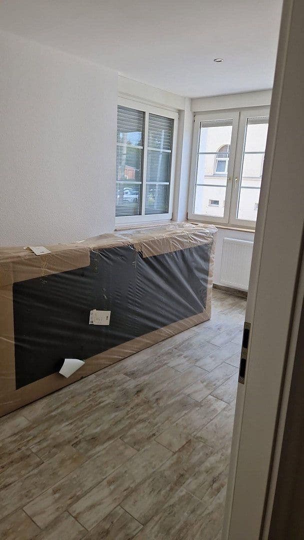 Pronájem bytu 5+1 140 m², Paul-Gruner-Straße 111, Chemnitz, Sasko Pronájem bytu 5+1 140 m², Paul-Gruner-Straße 111, Chemnitz, Sasko