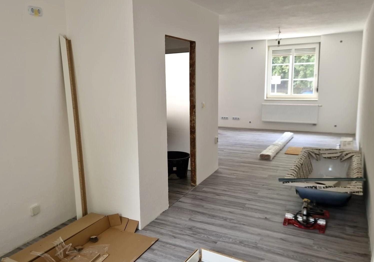 Pronájem bytu 5+1 140 m², Paul-Gruner-Straße 111, Chemnitz, Sasko Pronájem bytu 5+1 140 m², Paul-Gruner-Straße 111, Chemnitz, Sasko