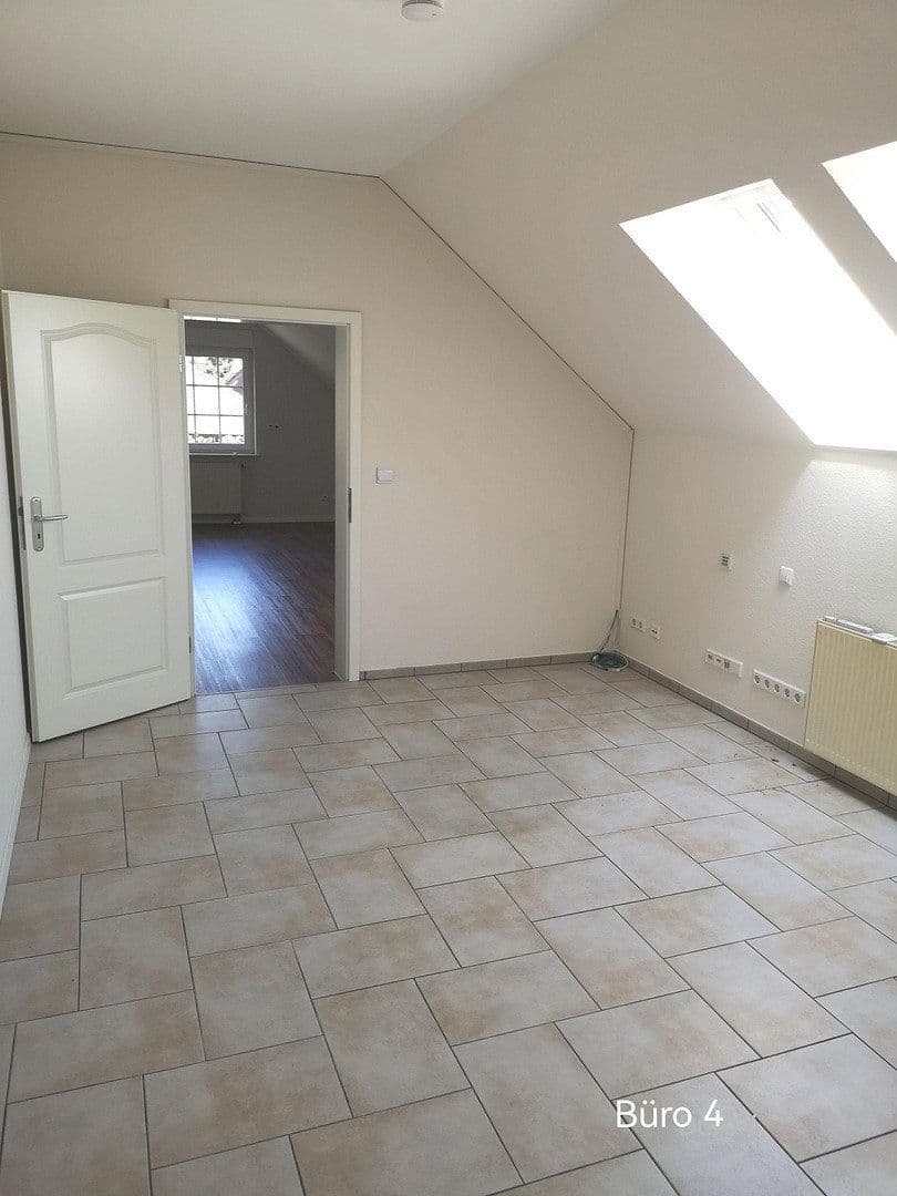 Pronájem kanceláře 148 m², Berlin, Berlín Pronájem kanceláře 148 m², Berlin, Berlín