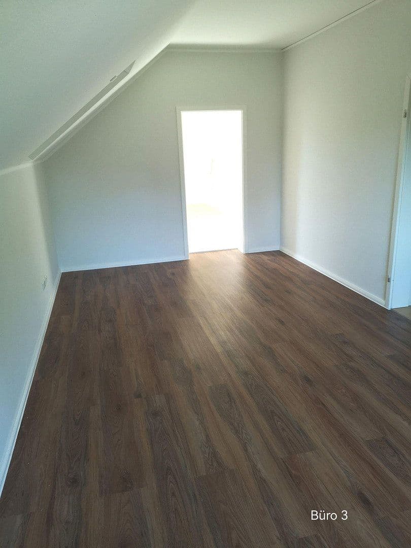 Pronájem kanceláře 148 m², Berlin, Berlín Pronájem kanceláře 148 m², Berlin, Berlín