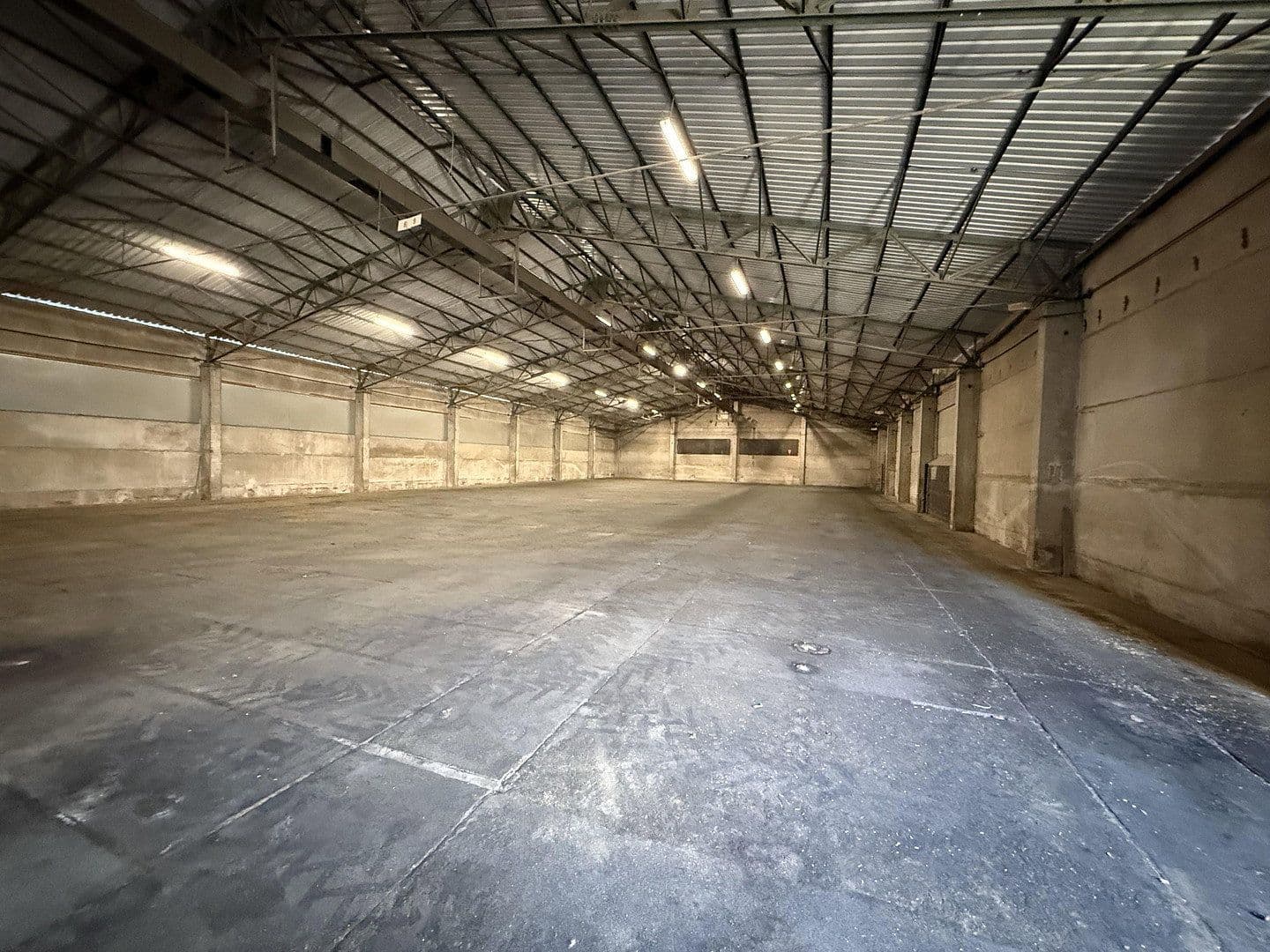 Prodej nebytového prostoru 30.106 m², Pommernstraße 6, Mühlhausen/Thüringen, Durynsko Prodej nebytového prostoru 30.106 m², Pommernstraße 6, Mühlhausen/Thüringen, Durynsko