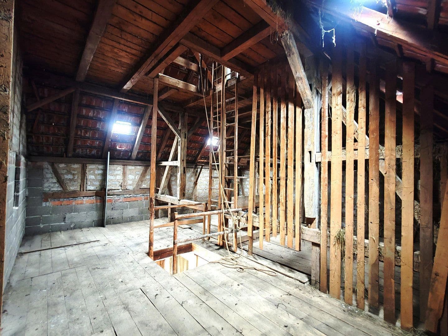 Prodej nebytového prostoru 80 m², Böllatstraße 9, Nürtingen, Bádensko-Württembersko Prodej nebytového prostoru 80 m², Böllatstraße 9, Nürtingen, Bádensko-Württembersko