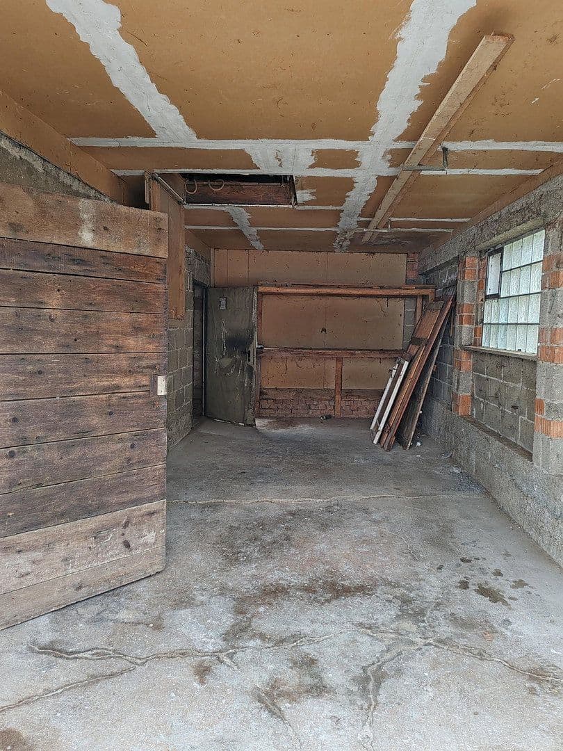 Prodej nebytového prostoru 80 m², Böllatstraße 9, Nürtingen, Bádensko-Württembersko Prodej nebytového prostoru 80 m², Böllatstraße 9, Nürtingen, Bádensko-Württembersko