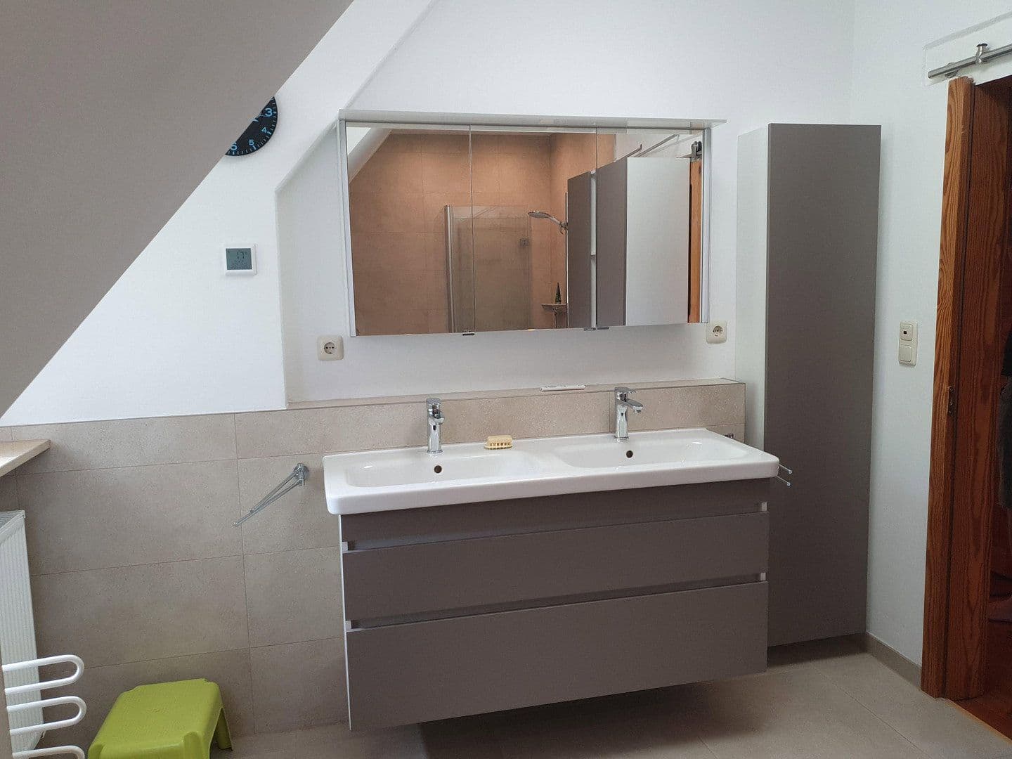 Prodej domu 154 m², pozemek 541 m², Eckental, Bavorsko Prodej domu 154 m², pozemek 541 m², Eckental, Bavorsko