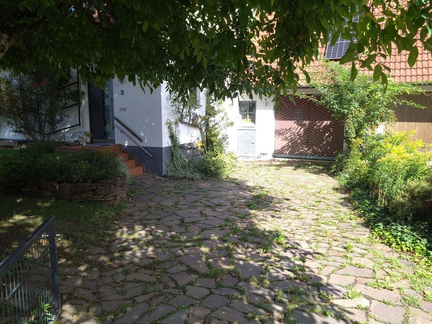 Prodej domu 154 m², pozemek 541 m², Eckental, Bavorsko Prodej domu 154 m², pozemek 541 m², Eckental, Bavorsko