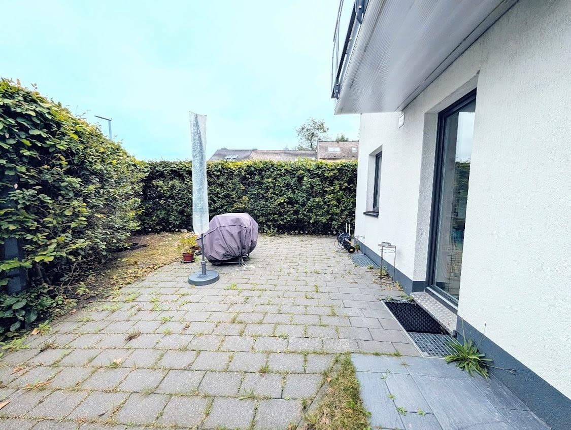 Pronájem domu 120 m², pozemek 200 m², Pappelweg 7a, Schenefeld, Šlesvicko-Holštýnsko Pronájem domu 120 m², pozemek 200 m², Pappelweg 7a, Schenefeld, Šlesvicko-Holštýnsko