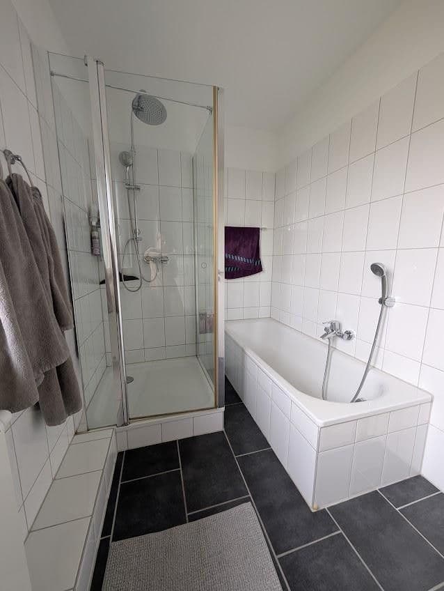 Pronájem domu 120 m², pozemek 200 m², Pappelweg 7a, Schenefeld, Šlesvicko-Holštýnsko Pronájem domu 120 m², pozemek 200 m², Pappelweg 7a, Schenefeld, Šlesvicko-Holštýnsko