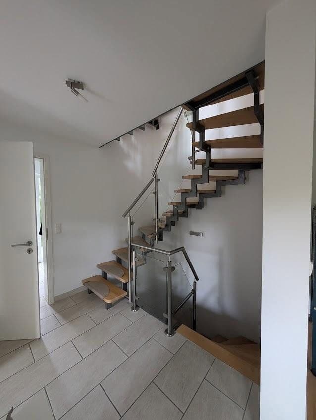 Pronájem domu 120 m², pozemek 200 m², Pappelweg 7a, Schenefeld, Šlesvicko-Holštýnsko Pronájem domu 120 m², pozemek 200 m², Pappelweg 7a, Schenefeld, Šlesvicko-Holštýnsko