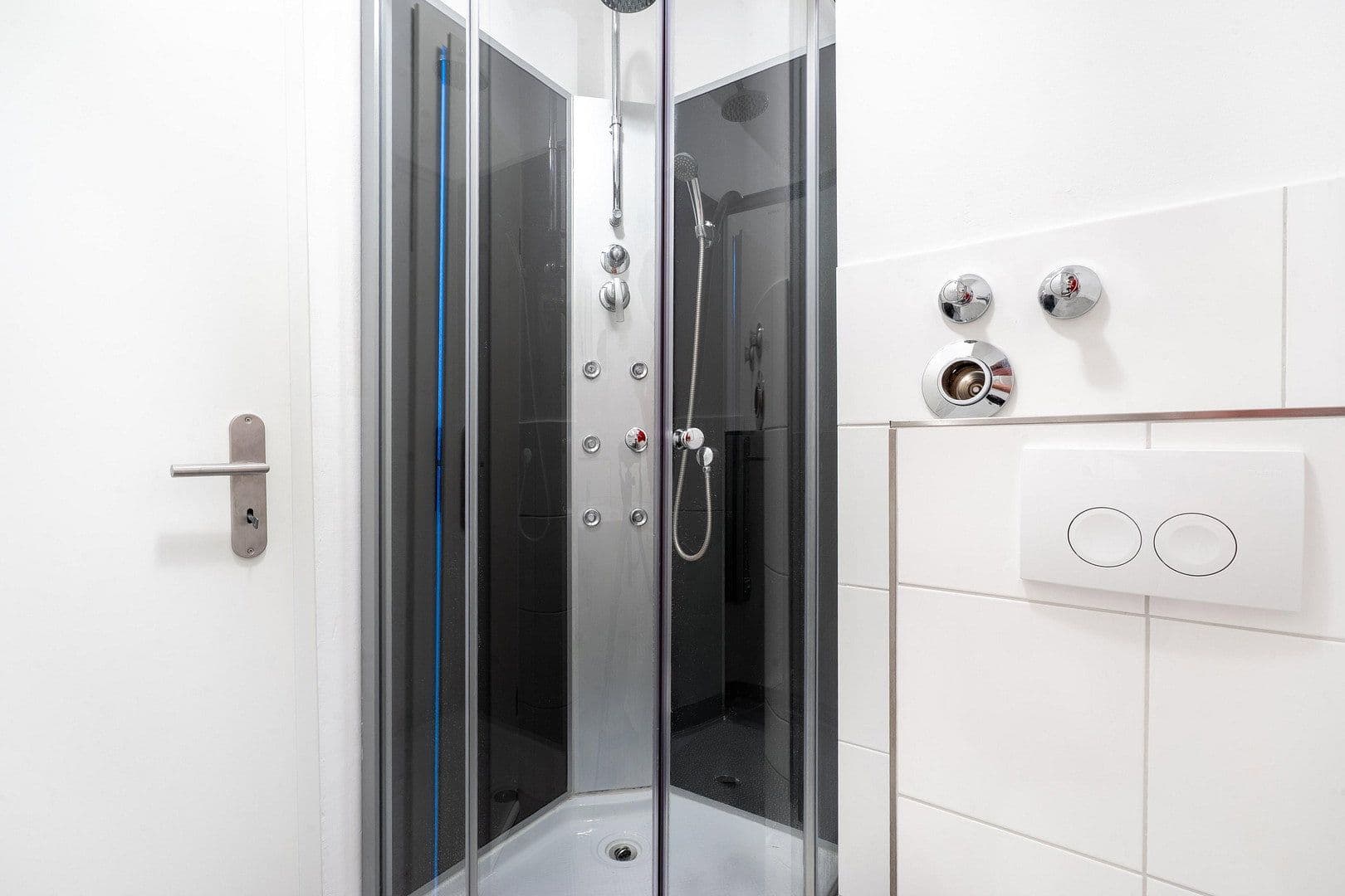 Prodej bytu 1+1 19 m², Richard-Schirrmann-Straße 8, Mainz, Porýní-Falc Prodej bytu 1+1 19 m², Richard-Schirrmann-Straße 8, Mainz, Porýní-Falc