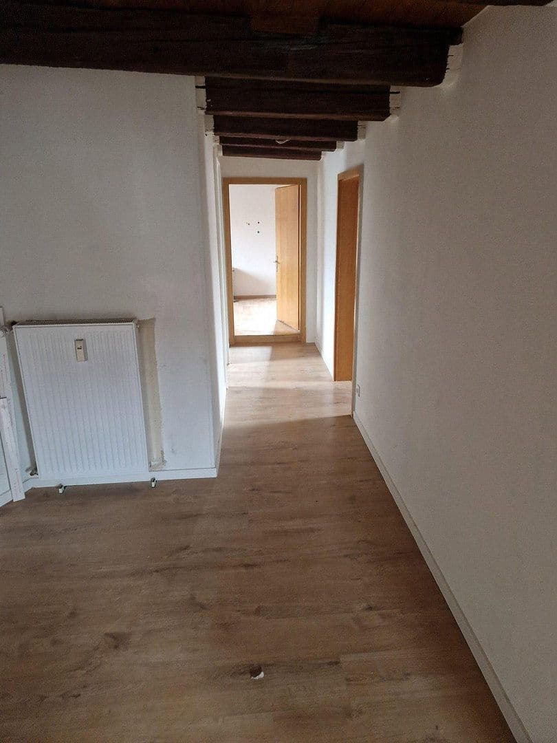 Pronájem bytu 3+1 74 m², Heinrich-Maulick-Straße 53, Mundelsheim, Bádensko-Württembersko Pronájem bytu 3+1 74 m², Heinrich-Maulick-Straße 53, Mundelsheim, Bádensko-Württembersko