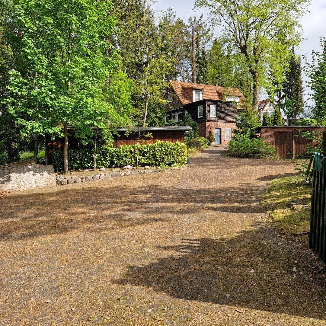 Prodej domu 118 m², pozemek 1.900 m², Seevetal, Dolní Sasko Prodej domu 118 m², pozemek 1.900 m², Seevetal, Dolní Sasko