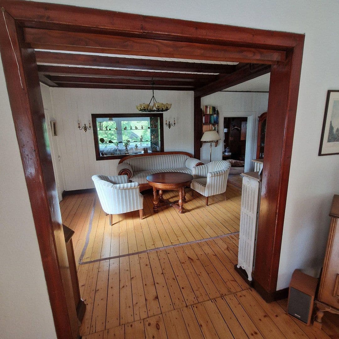 Prodej domu 118 m², pozemek 1.900 m², Seevetal, Dolní Sasko Prodej domu 118 m², pozemek 1.900 m², Seevetal, Dolní Sasko