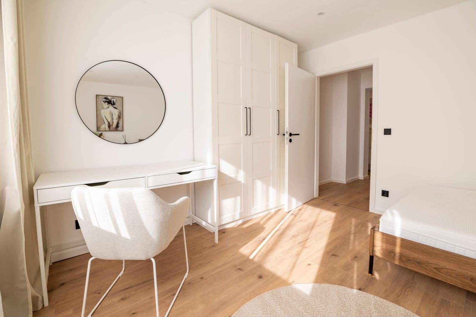 Pronájem bytu 92 m², Garmischer Straße 193, München, Bavorsko Pronájem bytu 92 m², Garmischer Straße 193, München, Bavorsko