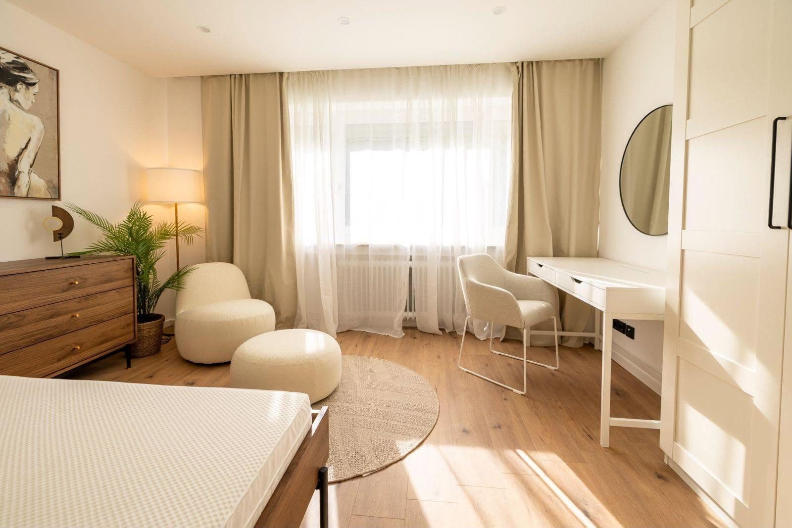 Pronájem bytu 92 m², Garmischer Straße 193, München, Bavorsko Pronájem bytu 92 m², Garmischer Straße 193, München, Bavorsko