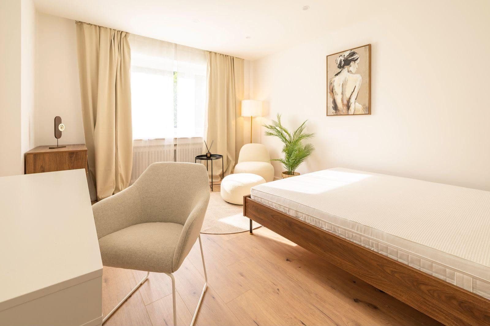 Pronájem bytu 92 m², Garmischer Straße 193, München, Bavorsko Pronájem bytu 92 m², Garmischer Straße 193, München, Bavorsko