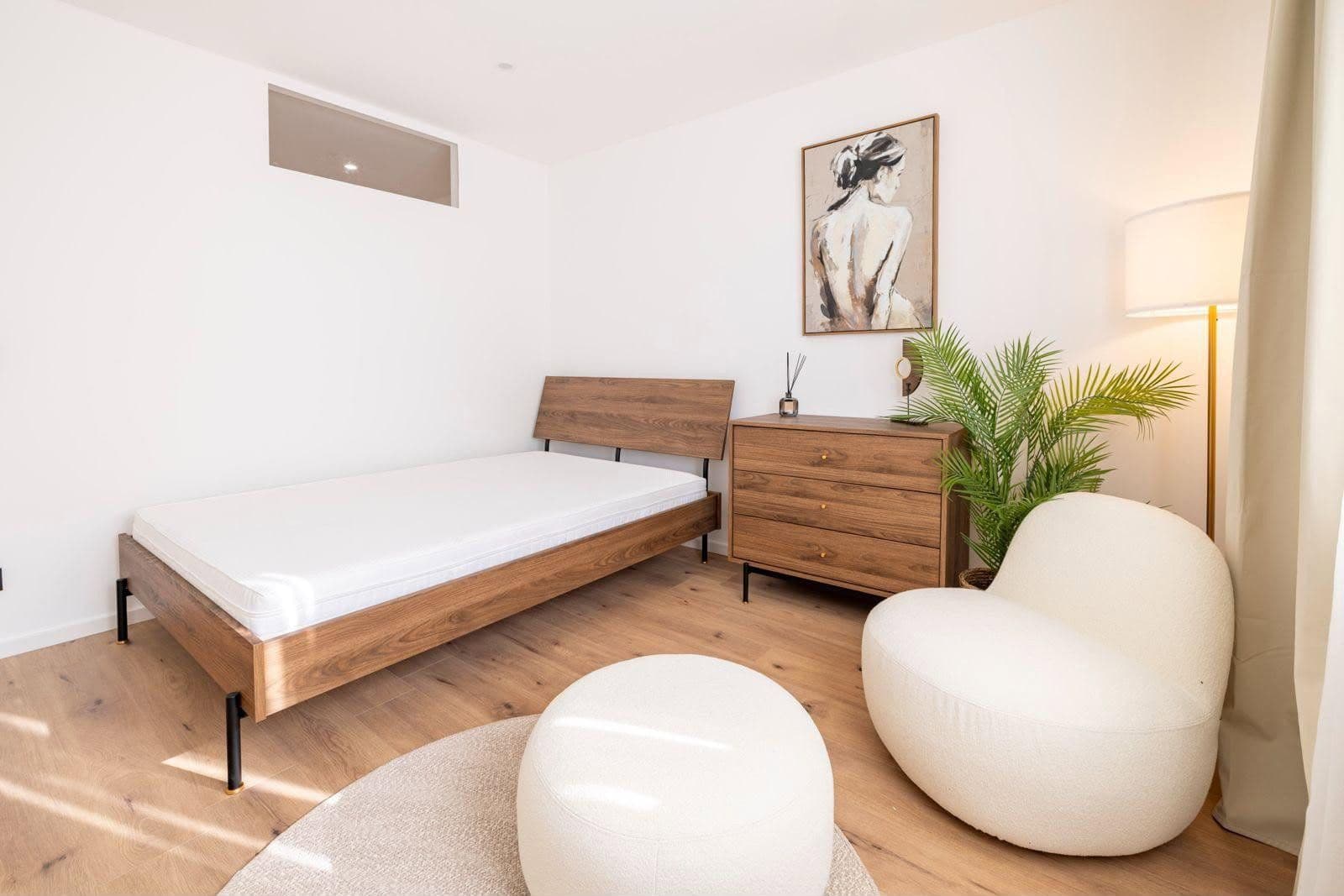 Pronájem bytu 92 m², Garmischer Straße 193, München, Bavorsko Pronájem bytu 92 m², Garmischer Straße 193, München, Bavorsko