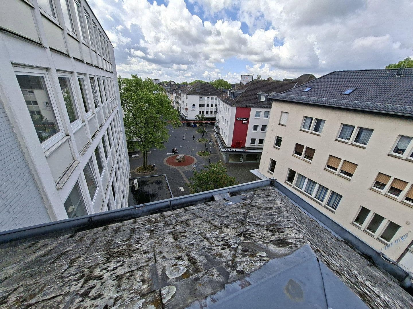 Pronájem bytu 3+1 82 m², Haupstr. 48, Solingen, Severní Porýní-Vestfálsko Pronájem bytu 3+1 82 m², Haupstr. 48, Solingen, Severní Porýní-Vestfálsko