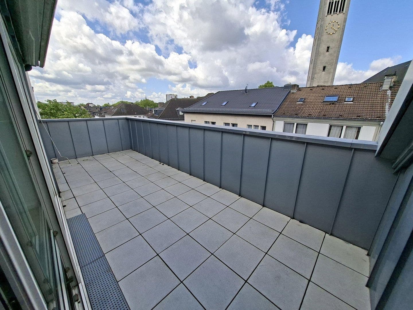 Pronájem bytu 3+1 82 m², Haupstr. 48, Solingen, Severní Porýní-Vestfálsko Pronájem bytu 3+1 82 m², Haupstr. 48, Solingen, Severní Porýní-Vestfálsko