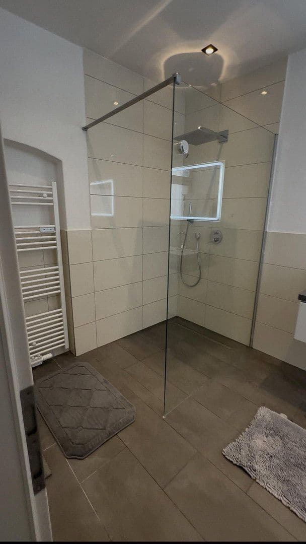 Pronájem bytu 4+1 78 m², Lothringerstrasse 25, Wiesbaden, Hessen Pronájem bytu 4+1 78 m², Lothringerstrasse 25, Wiesbaden, Hessen