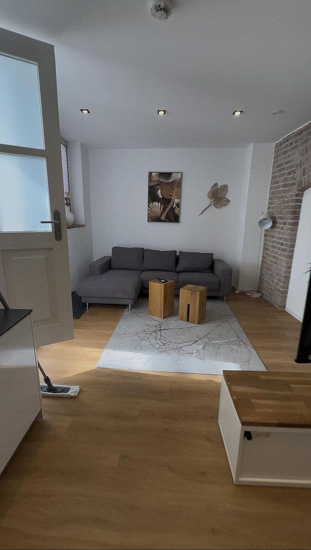 Pronájem bytu 4+1 78 m², Lothringerstrasse 25, Wiesbaden, Hessen Pronájem bytu 4+1 78 m², Lothringerstrasse 25, Wiesbaden, Hessen