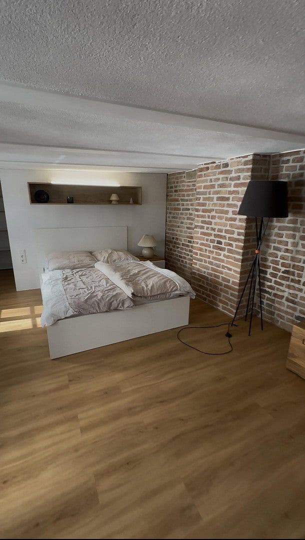 Pronájem bytu 4+1 78 m², Lothringerstrasse 25, Wiesbaden, Hessen Pronájem bytu 4+1 78 m², Lothringerstrasse 25, Wiesbaden, Hessen