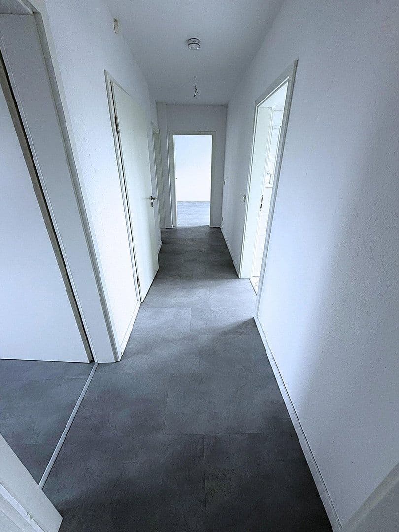 Pronájem bytu 3+1 83 m², Von-der-Mark-Str. 37, Duisburg, Severní Porýní-Vestfálsko Pronájem bytu 3+1 83 m², Von-der-Mark-Str. 37, Duisburg, Severní Porýní-Vestfálsko