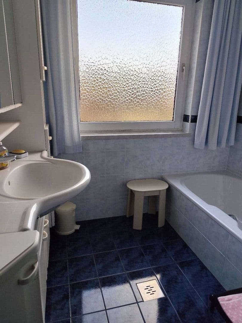 Prodej domu 140 m², pozemek 470 m², Neuteichstraße 23, Heidenreichstein, Dolní Rakousko Prodej domu 140 m², pozemek 470 m², Neuteichstraße 23, Heidenreichstein, Dolní Rakousko